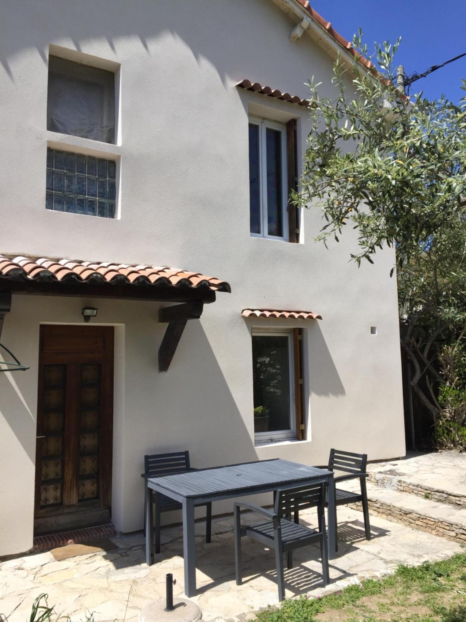 Studio En Provence Aubagne Luaran gambar