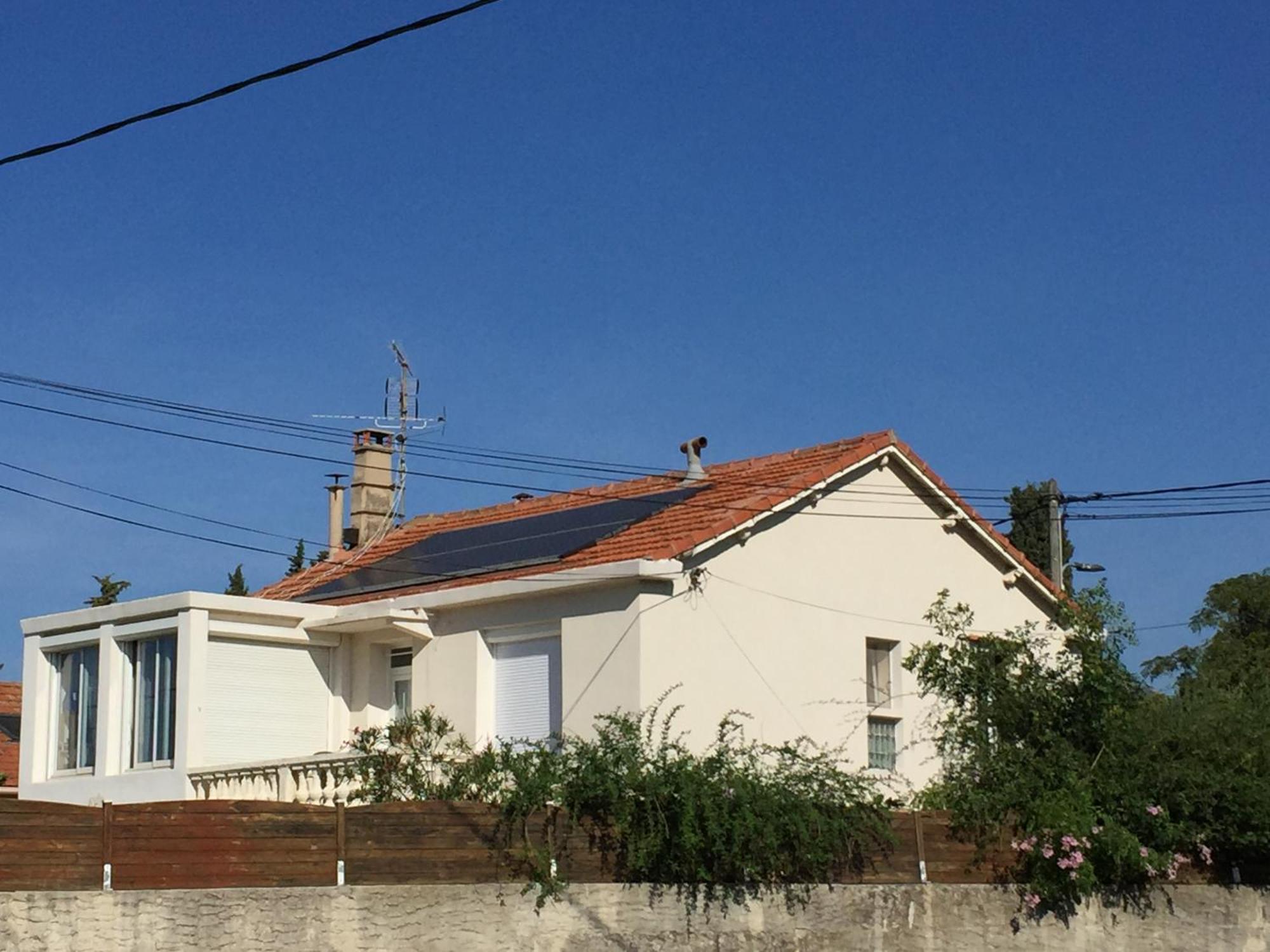 Studio En Provence Aubagne Luaran gambar