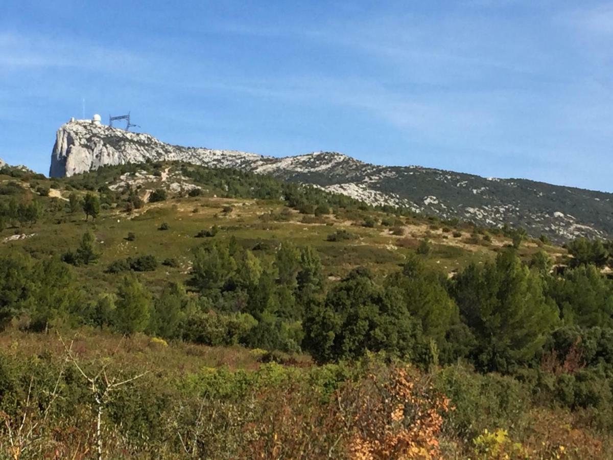 Studio En Provence Aubagne Luaran gambar